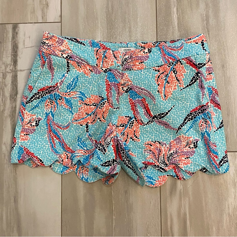 Crown & Ivy Colorful Mosaic 4” Chino Shorts with Scallop Bottom, size 2